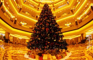 новый год, самая дорогая елка в мире,елка,японская елка,ювелирные украшения для елки.