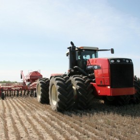 Назначение тракторов:промышленное или сельскохозяйственное