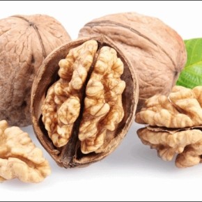 Какие витамины и минералы содержатся в грецких орехах?