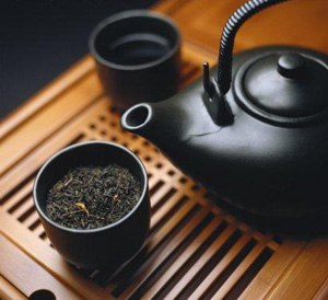 Вреден ли простроченый чай?