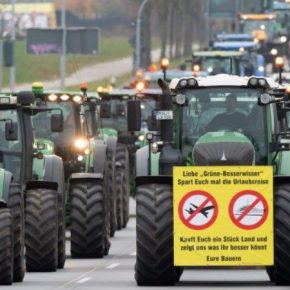 Немецкие фермеры протестуют против ограничений в использовании удобрений