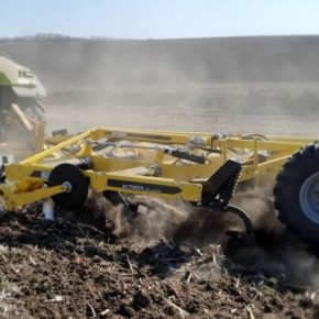 BEDNAR вошел в тройку лучших импортеров почвообрабатывающей техники в Украине