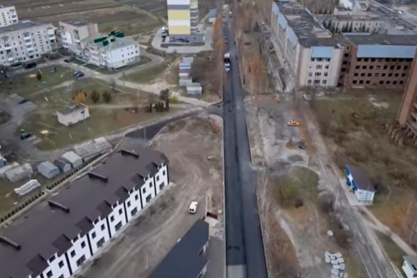 В Кременце восстановили дорогу в опорную больницу (видео)