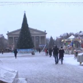10 декабря в Тернополе открывают новогодний сезон: зажгут главную елку города