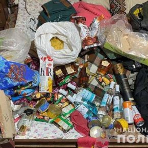 Чертковские оперативники разыскали злоумышленника, причастного к краже из магазина и кафе