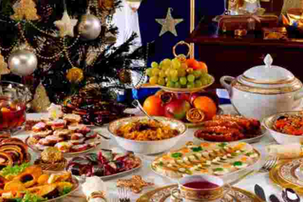Новогодний -рождественские праздники: как не переесть за праздничным столом 