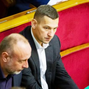 Отсрочки не будет: Рада провалила голосование по кассовым аппаратам, из Тернопольщины в зале был только Николай Люшняк