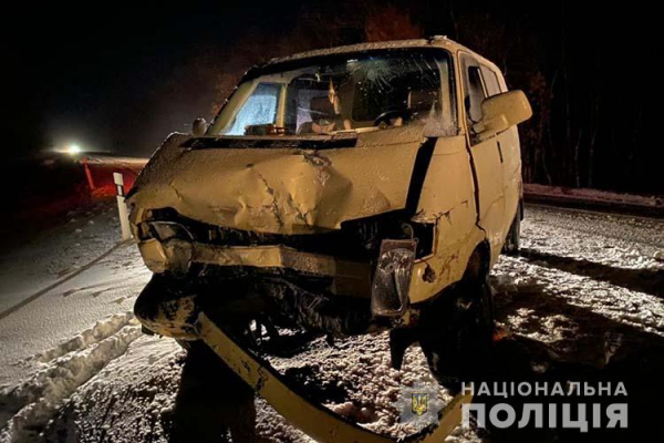 Биля Вишневца столкнулись &ldquo;Фольксваген&rdquo; и &ldquo;Ситроен&rdquo;. Оба водителя травмированы