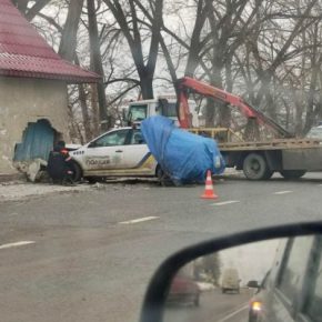 В Тернополе в ДТП сильно пострадал 19-летний патрульный