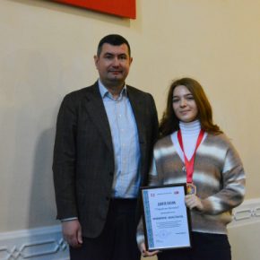 Волынский областной совет наградил детей-изобретателей