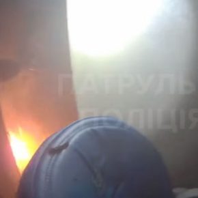 В Тернополе патрульные приехали лапать вора, а пришлось тушить пожар