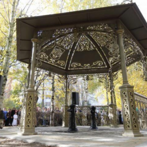Где в Тернополе расположены колонки-качалки?