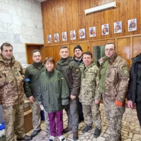 Глава Тернопольского облсовета доставил медикаменты в Главный военный клинический госпиталь