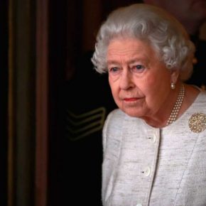 Королева Елизавета II помогла Украине: какое пожертвование сделало Ее Величество