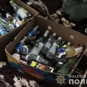 Под Тернополем поймали предпринимателя, продолжавшего торговать алкоголем (Видео)