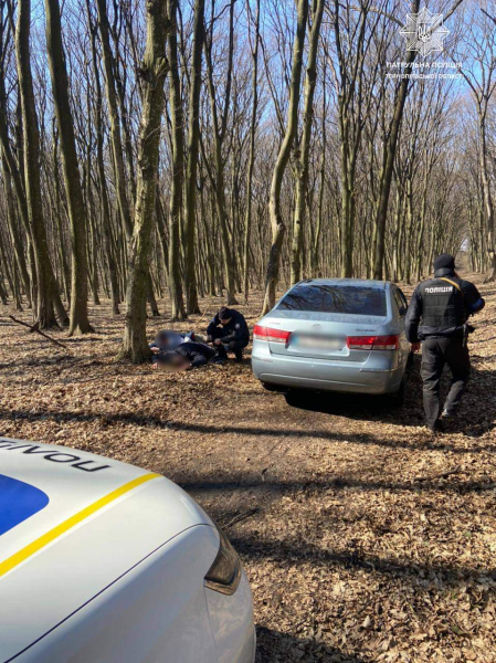 Тернопольские патрульные поймали пьяного беглеца на авто