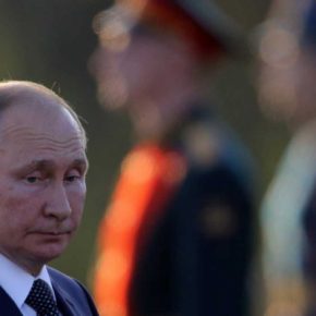 В российских властях паника, элиты вывозят родных из страны
