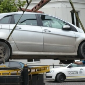 В Тернополе приезжим водителям угрожают изъятием авто из-за грубых нарушений ПДД