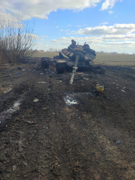  ВСУ уничтожили вражескую колонну и пополнили свой автопарк русским «Ураганом» (Фото)