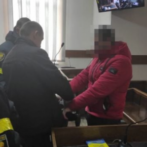 Неправдивые вызовы: в Теребовле в первый день войны мужчина сообщал о заминировании АЗС