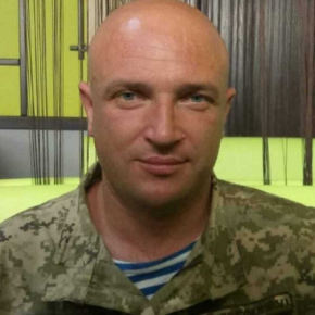 Вернулся из Польши, чтобы защищать Украину: Тернопольщина на коленях встретила молодого Героя