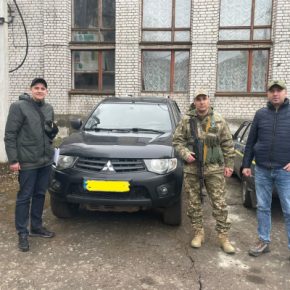 Тернопольские дорожники позаботились о «железных конях» для защитников