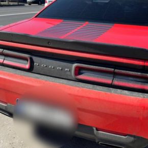 Тернопольские патрульные остановили автомобиль Dodge, который был в розыске