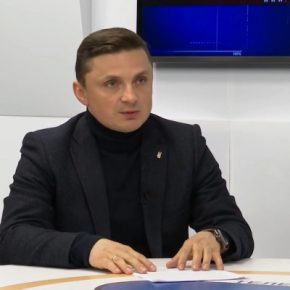 "У нас есть кому ставить памятники", - Михаил Головко о демонтаже советских символов в Тернополе