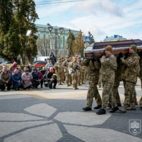 Погиб во время упорных боев: Тернополь попрощался с молодым Героем