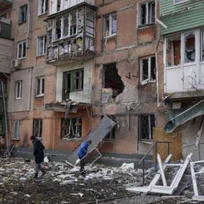 Деблокада Мариуполя военным путем пока не возможна: Минобороны