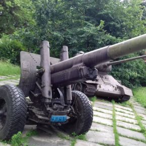 Советскую технику из Старого парка передадут на нужды военных