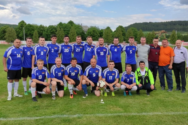 В общине на Тернопольщине провели благотворительный футбольный турнир