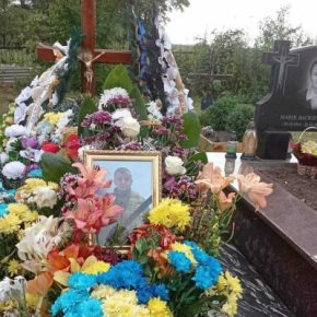 Вернувшись из-за границы, пошел защищать Украину: в Тернопольской области попрощались с Героем Олегом