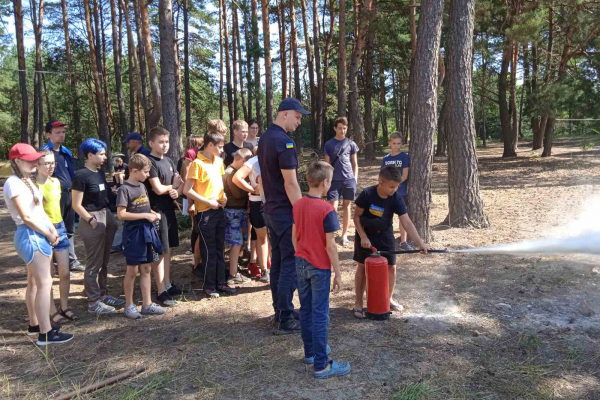 Спасатели Тернопольщины детского лагеря о своей профессии