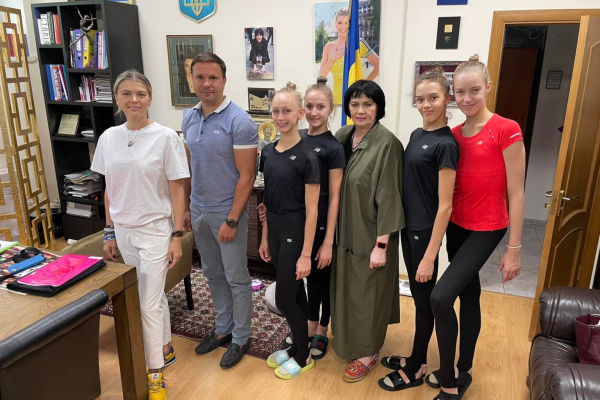 Компания «Креатор-Буд» стала генеральным спонсором сборной Украины по художественной гимнастике