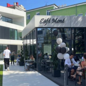 Полезно это вкусно: в Тернополе открыли заведение здорового питания «Cafe Mone»