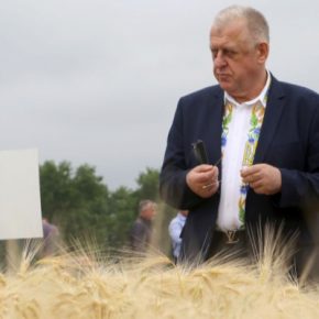 «Делаем все, чтобы Украина была с хлебом, а армия – накормлена», – аграрий Петр Гадз (Видео)
