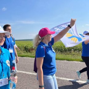 В Зарванице на Тернопольщине состоялось Первое Всеукраинское паломничество волонтеров