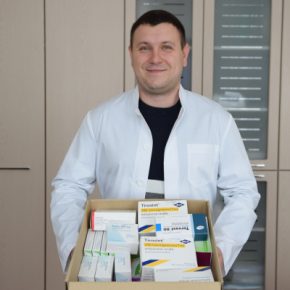 В Чортковскую больницу привезли первую партию бесплатных лекарств