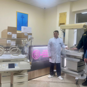 В Тернопольский перинатальный центр «Мать и ребенок» привезли гуманитарную помощь