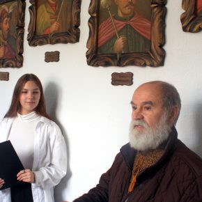 В Тернопольской школе №4 открыли галерею живописных портретов гетманов Украины