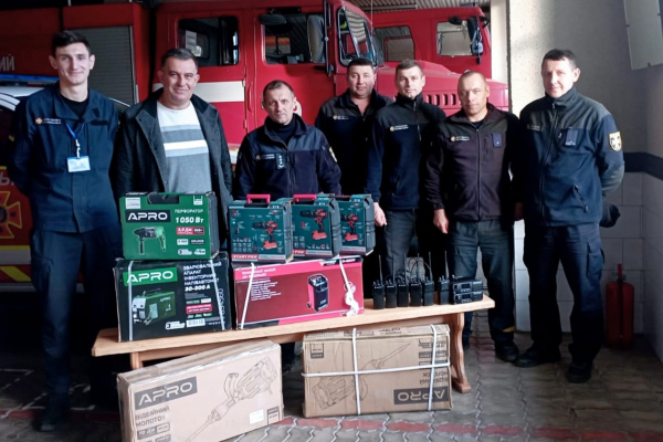 На Тернопольщине спасателям из Польши передали оборудование для работы