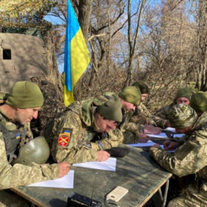 В блиндажах, окопах и военной технике: Тернопольские артиллеристы писали Радиодиктант на передовой