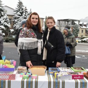 В Чорткове на ярмарке собирали деньги для ВСУ