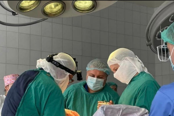 В больнице в Тернопольской области впервые сделали операцию по удалению почки