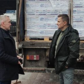Благотворительный фонд «Волны перемен» и глава Тернопольского облсовета Михаил Головко передали помощь киевлянам