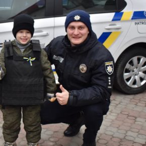 Патрульные полицейские осуществили мечту маленького жителя Тернополя Патрульные полицейские осуществили мечту маленького жителя Тернополя