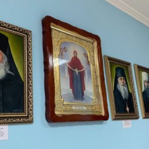 В Тернополе представили выставку портретов православных архиереев