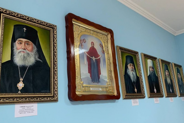 В Тернополе презентовали выставку портретов православных архиереев
