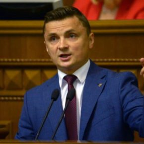 Михаил Головко зарегистрировал петицию: вернуть Бандере звание Героя Украины, а день его рождения признать государственным праздником